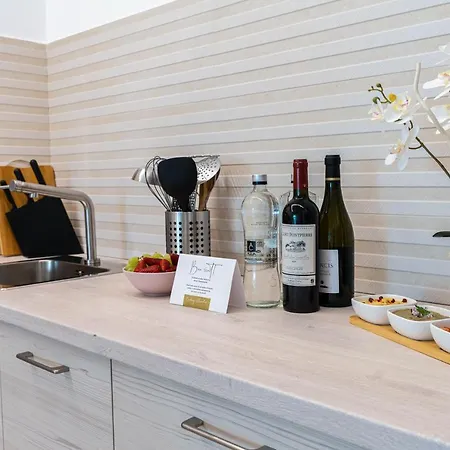 Amaris Apartamente 아파트호텔 데포리노드