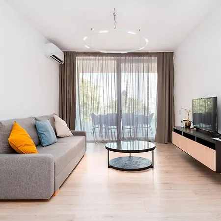 Amaris Apartamente 4*