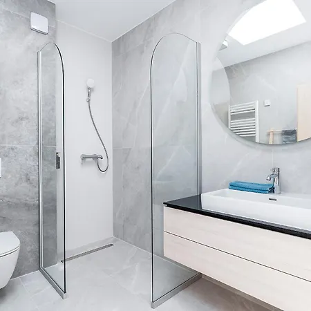 Amaris Apartamente 4* 데포리노드