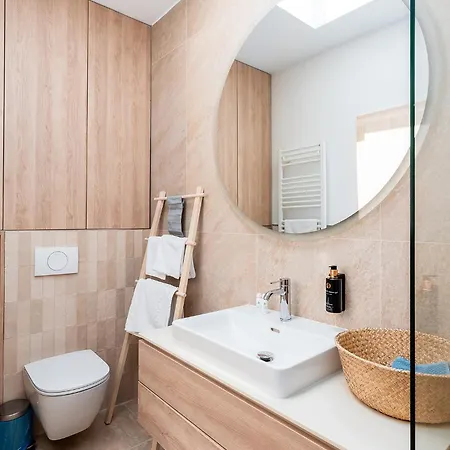 Amaris Apartamente 4* 데포리노드