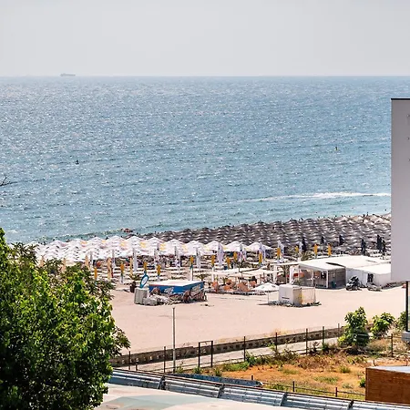 Aparthotel Amaris Apart-hotel, Situat Pe Faleza Din Nord, La 2 Pasi De Plaja, Complet Utilate *