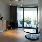 Amaris - Apartamente De Vacanta Eforie Langa Plaja 4* Észak-Eforie