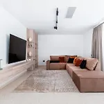 Amaris - Apartamente De Vacanta Eforie Langa Plaja Apartmanhotel 4*