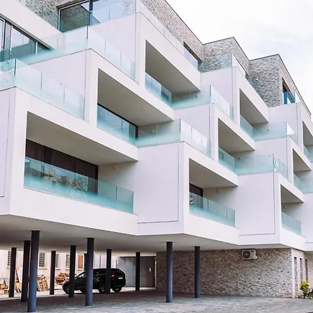 Amaris Apart-hotel, Situat Pe Faleza Din Nord, La 2 Pasi De Plaja, Complet Utilate *