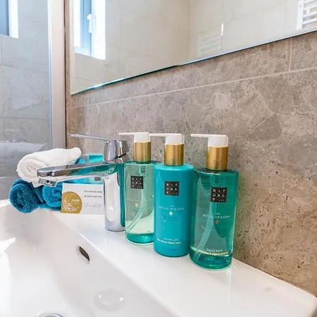 Hotel de apartamente Amaris - De Vacanță Lângă Plajă 4*