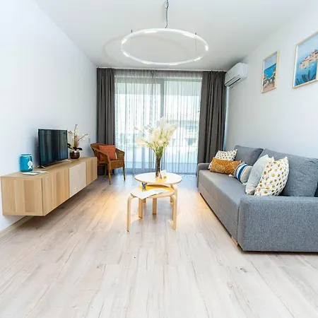 Amaris Apartamente 4* エフォリエ・ノルド