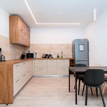 Amaris Apart-hotel, Situat Pe Faleza Din Nord, La 2 Pasi De Plaja, Complet Utilate * Eforie Nord