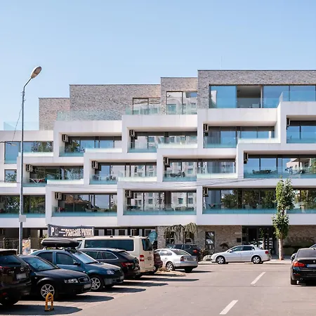 Amaris Apart-hotel, Situat Pe Faleza Din Nord, La 2 Pasi De Plaja, Complet Utilate *