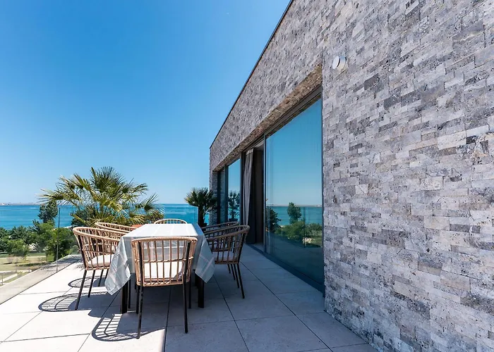 Aparthotel Amaris 4*