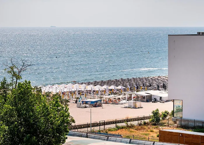 Aparthotel Amaris 4*